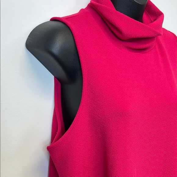 Opehlia Roe Pink Sleeveless Dress High Neck Keyhole Back & Ruffle Hem Size M - Picture 7 of 11